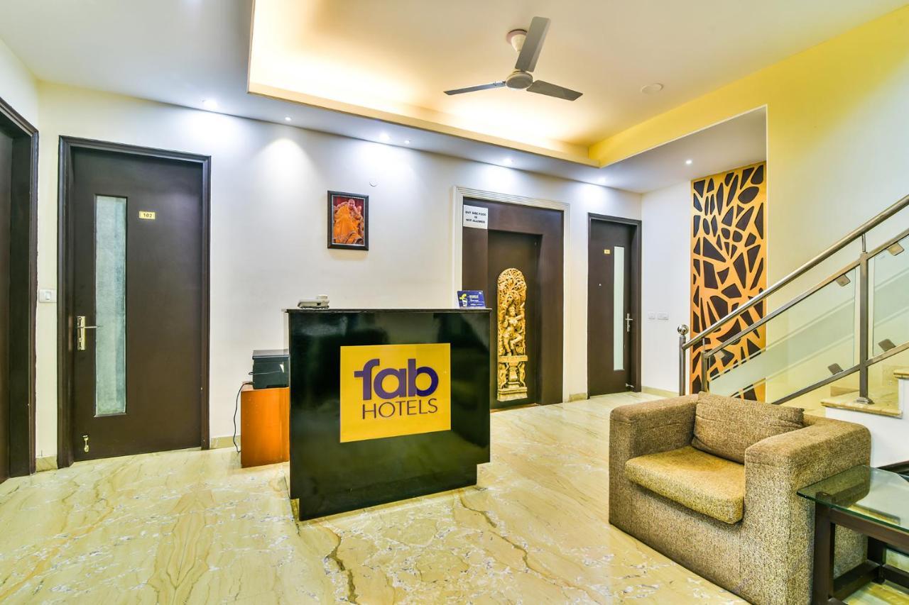 Fabhotel Rallkmas Cyber City Gurgaon Exteriör bild