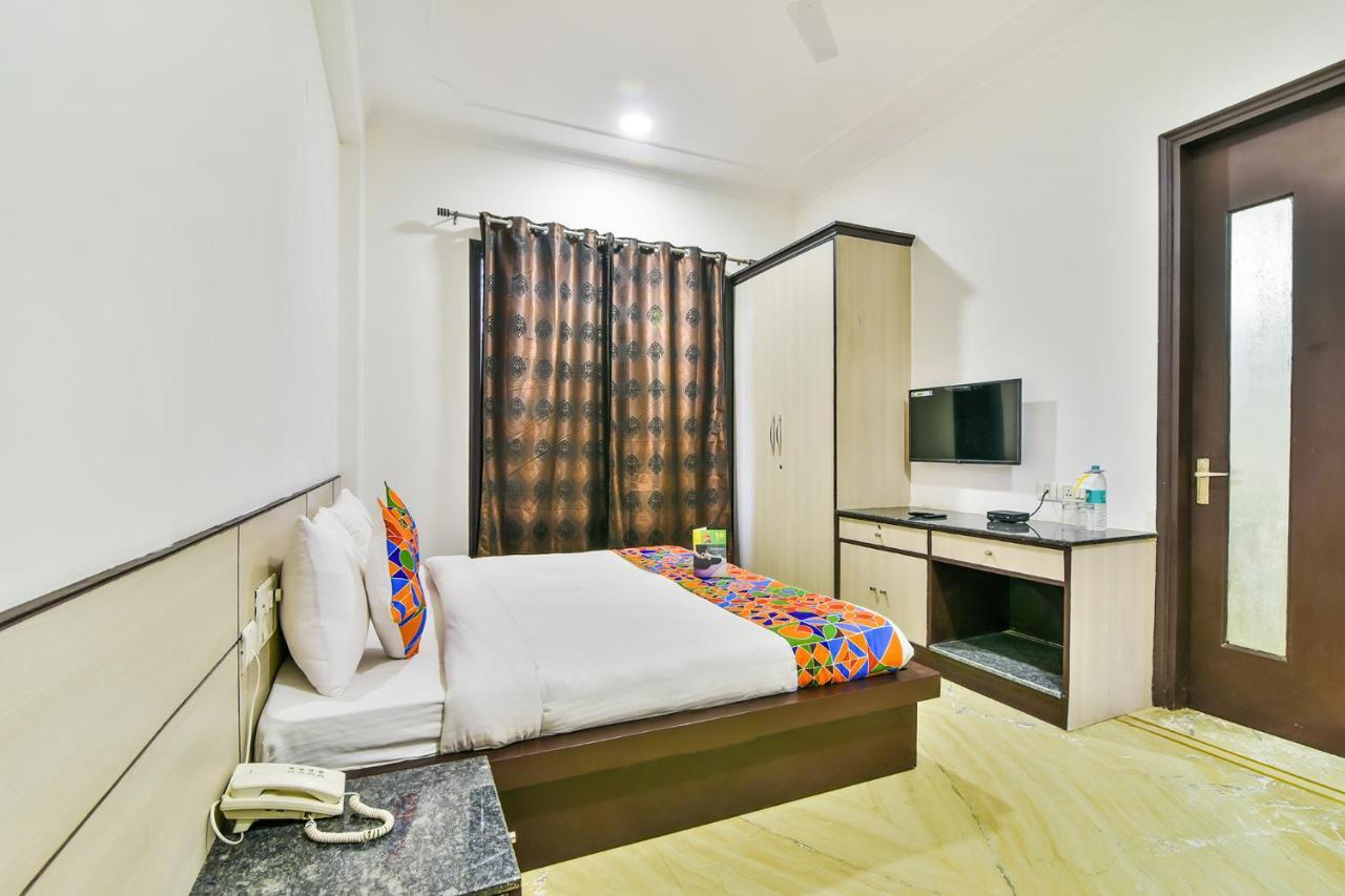 Fabhotel Rallkmas Cyber City Gurgaon Exteriör bild