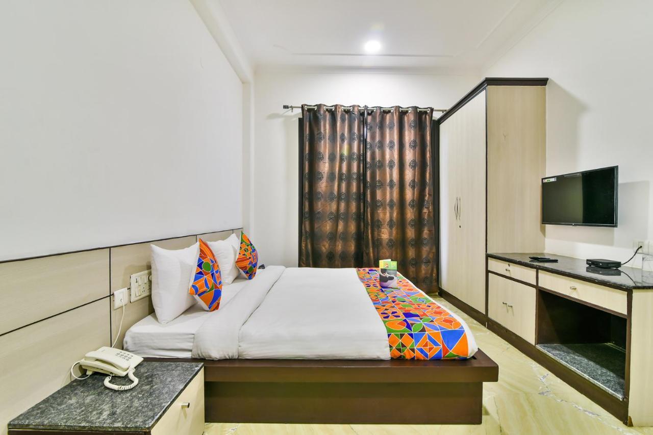 Fabhotel Rallkmas Cyber City Gurgaon Exteriör bild