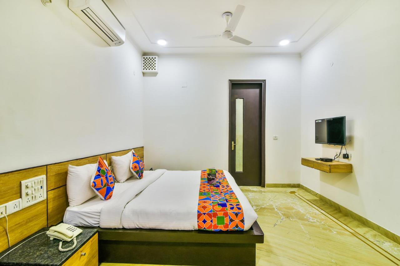 Fabhotel Rallkmas Cyber City Gurgaon Exteriör bild