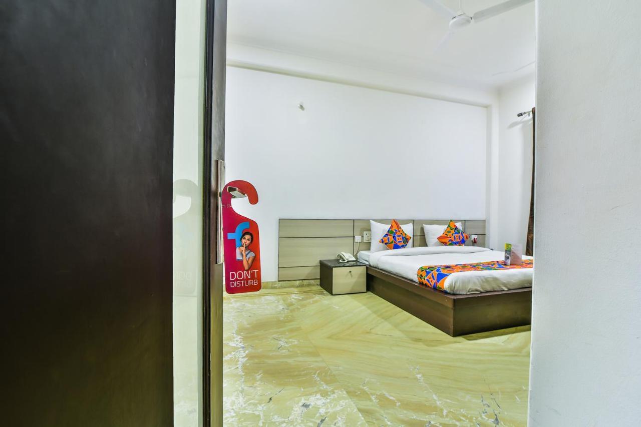 Fabhotel Rallkmas Cyber City Gurgaon Exteriör bild