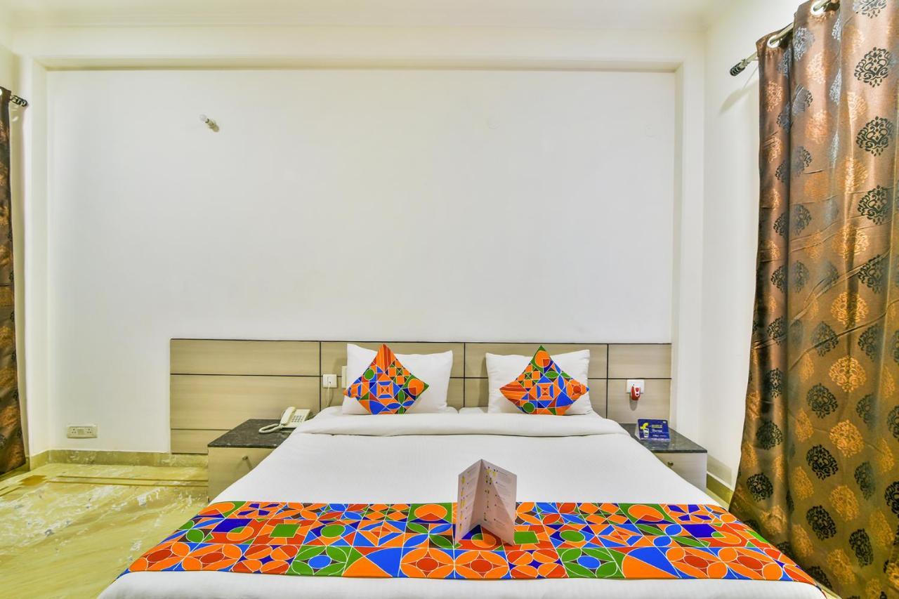 Fabhotel Rallkmas Cyber City Gurgaon Exteriör bild