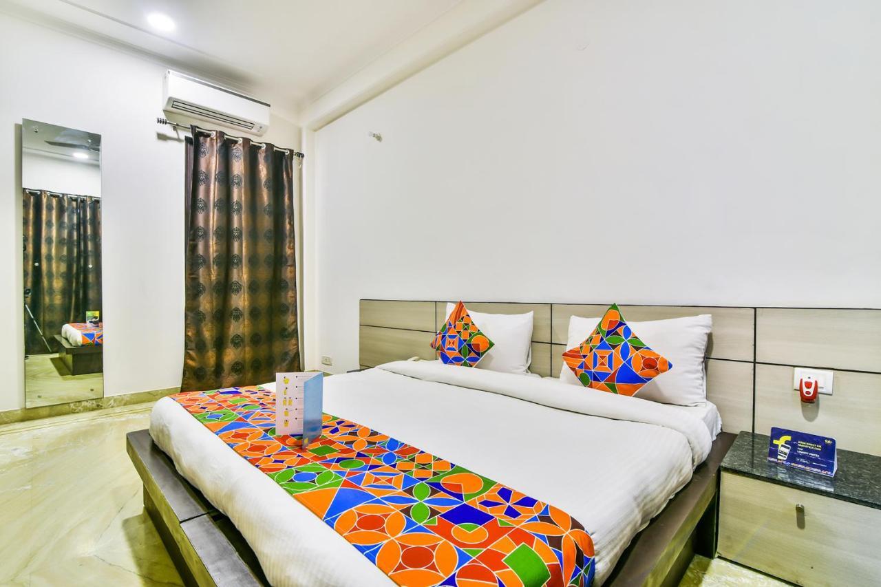 Fabhotel Rallkmas Cyber City Gurgaon Exteriör bild